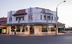 Charing Cross Hotel